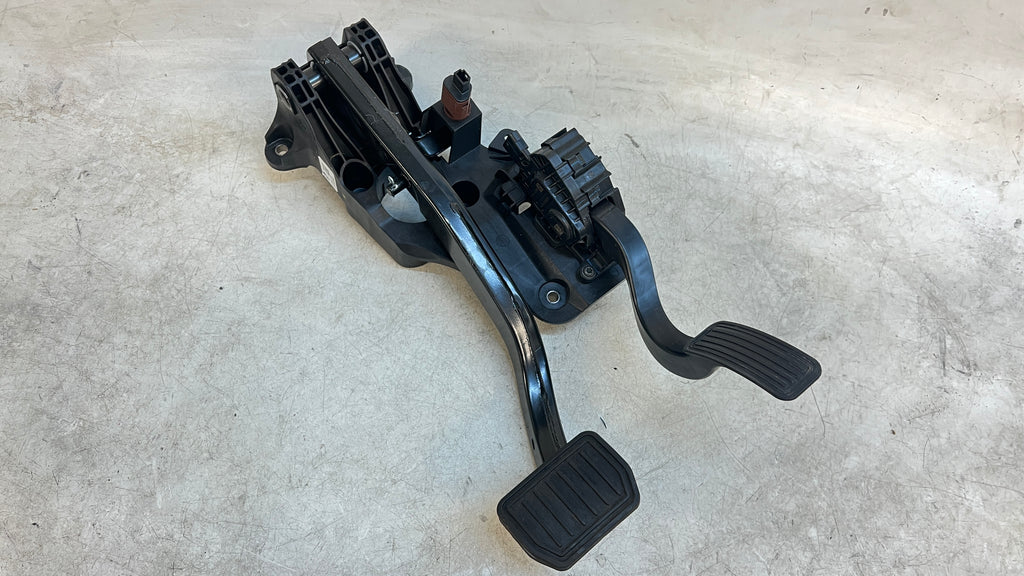 IMG_3794_1cd08cf0-a1c9-4d63-