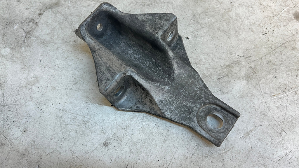 BMW F10 TRANSMISSION SUPPORT BRACKET 6788561 Proper Parts Co