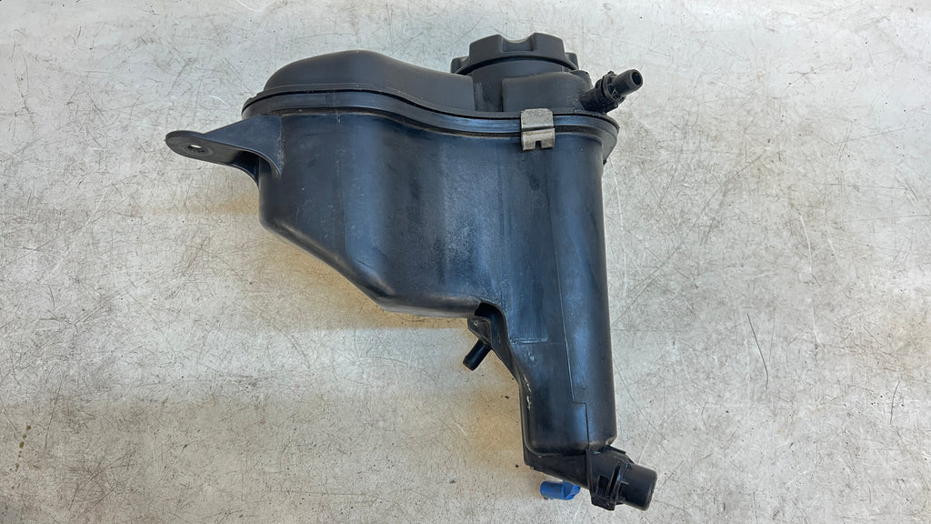 BMW E9X/E82/E88 N54/N52 Coolant Expansion Tank 17137640514 Proper