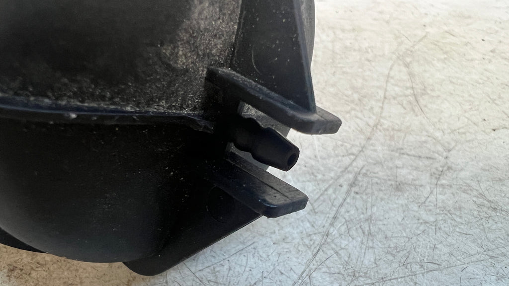 BMW E9X/E82/E88/E60/E61/E89 N54 Vacuum Canisters Pair 2247620 Proper