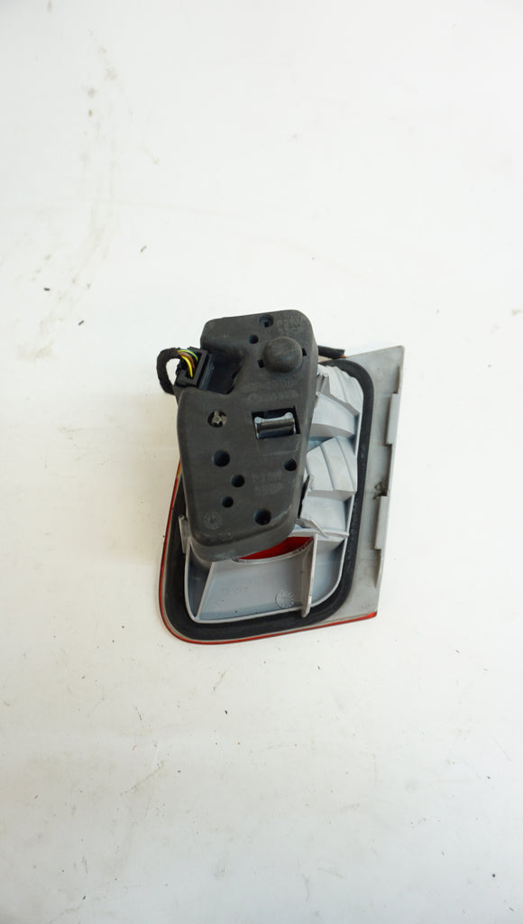 thumbnail image 2 of Inner Tail Light For 1999-2001 BMW 3 Series E46 – Passenger Right Side 63218364924 2 of 5