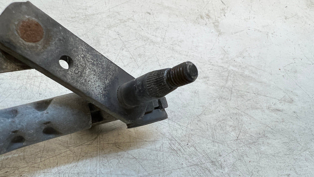 thumbnail image 2 of Genuine Mini Cooper R55 R56 R57 Front Wiper Motor & Linkage – 8377427 2 of 5