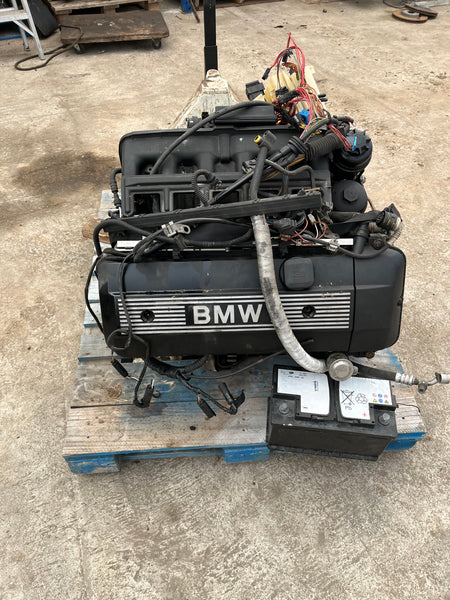 BMW E46 330I M54B30 Engine *Damaged*
