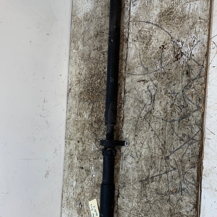 Bmw E46 Rwd Auto 4 Bolt Driveshaft 2 7519303