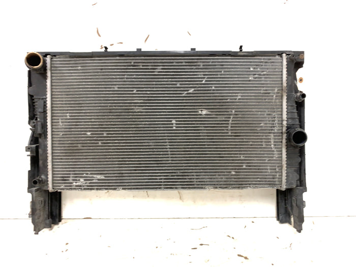 BMW F32 F30 F33 F34 F36 435xi 335xi N55 Engine Manual Transmission Radiator *DAMAGED*