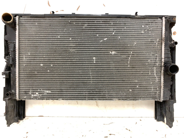 BMW F32 F30 F33 F34 F36 435xi 335xi N55 Engine Manual Transmission Radiator *DAMAGED*