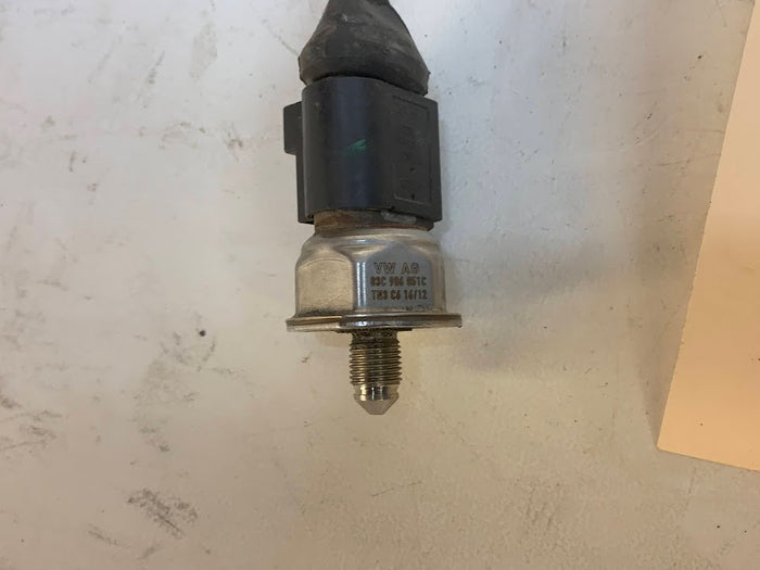 Audi B8 S4 3.0T Left Fuel Injector Engine Wiring Harness 06E971627M