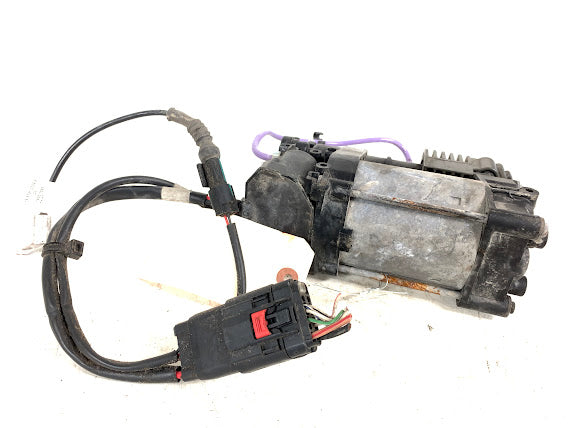 Tesla Model S Air Suspension Compressor 15.1550-0070.3 *DAMAGED*