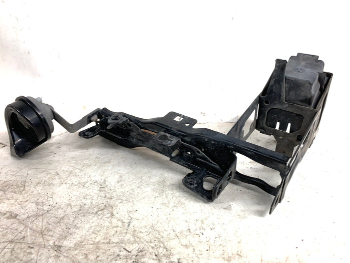 BMW F30 F31 F32 F33 F34 F36 3 & 4 Series Right/Passenger Side Headlight Bracket 51647245792