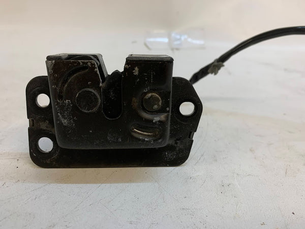 Nissan Stagea 260 RS Trunk Hatch Actuator Latch Mechanism