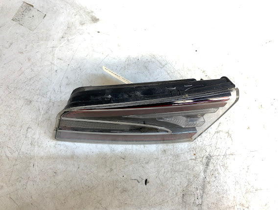 Tesla Model S Right/Passenger Side Inner Hatch Tail Light 6005924-00-D