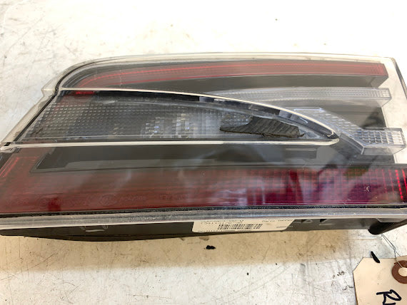 Tesla Model S Right/Passenger Side Inner Hatch Tail Light 6005924-00-D