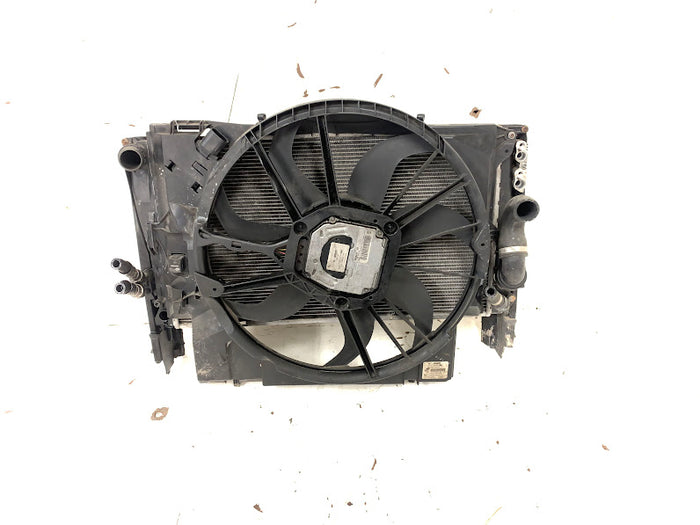 BMW E90 E92 E93 335i/335xi N54/N55 Automatic Radiator/Radiator Fan/AC Condenser 9206296/7561712