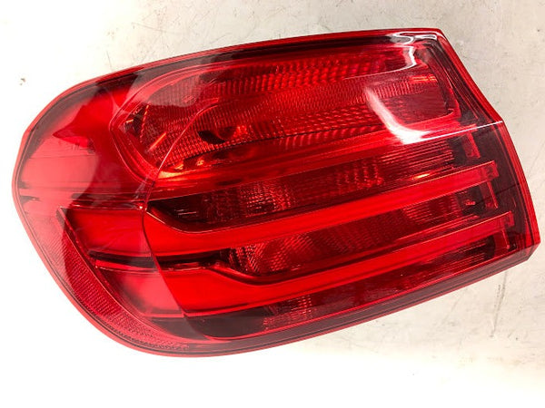 BMW F32 F33 F36 4 Series Pre-LCI Left/Driver Side Outer Tail Light 7296099