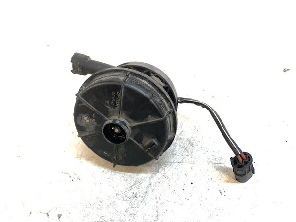 BMW E92 E93 E90 M3 S65 Secondary Air Injection Air Pump/SAP 7838313