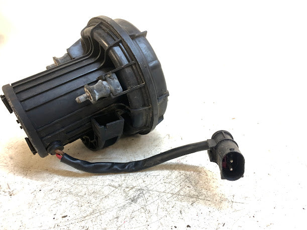 BMW E92 E93 E90 M3 S65 Secondary Air Injection Air Pump/SAP 7838313