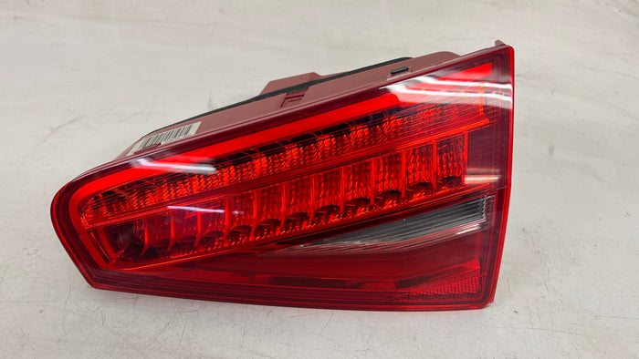 AUDI B8/8K S4 LED INNER TRUNK TAIL LIGHT RIGHT 8K5945094AD