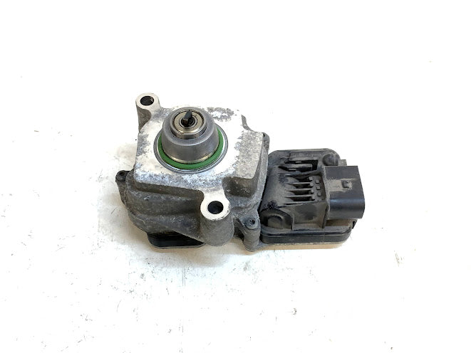 BMW F30 F31 F32 F33 F34 F36 3 & 4 Series Transfer Case Actuator Motor Module 8643153