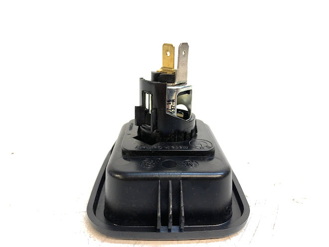 BMW F30 F31 F32 F33 F34 F36 3 & 4 Series Charging Socket 57143111