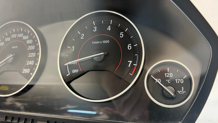 BMW F3X GAUGE CLUSTER KPH 9232895