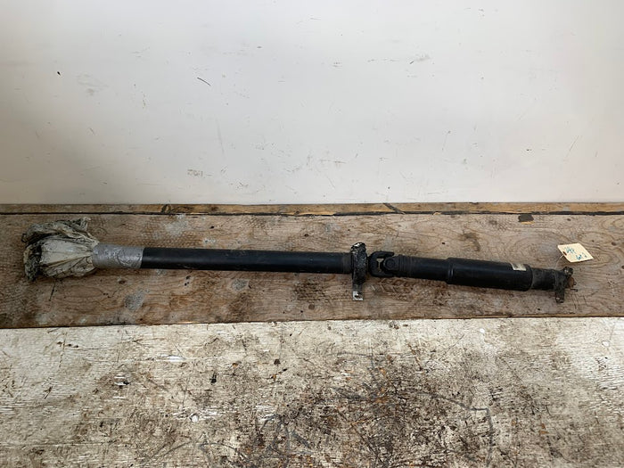 Bmw E46 Zhp 6 Speed Manual Rwd Driveshaft 2  7523913