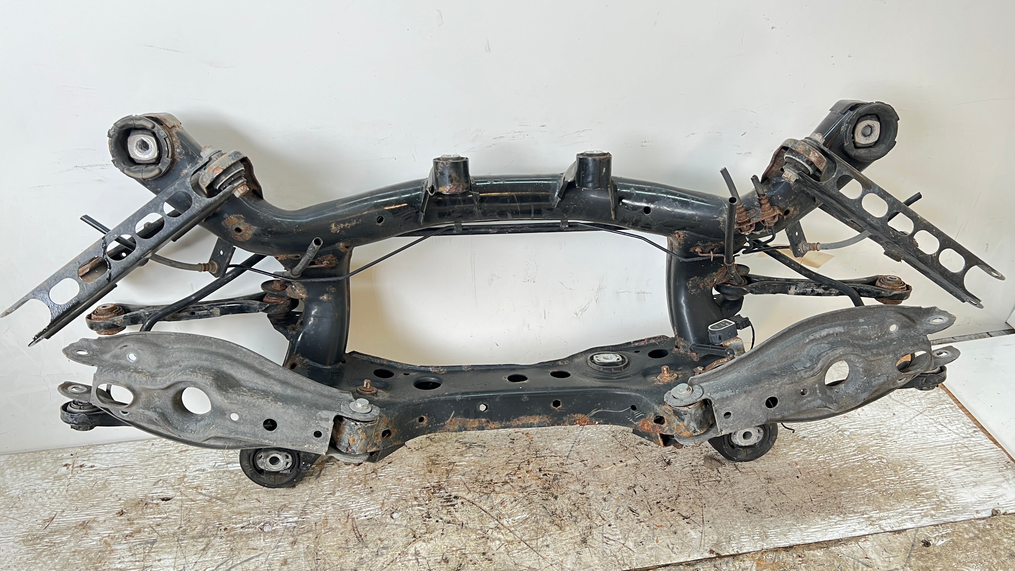 BMW E9X 3 Series/E82 E88 1 Series Rear Subframe 33316783713 – Proper ...
