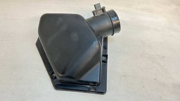 BMW F3X LCI B58 AIR BOX MAF HOUSING 13717536532