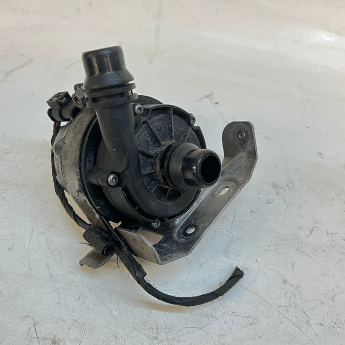 BMW F3X F8X AUXILIARY WATER PUMP 8637953