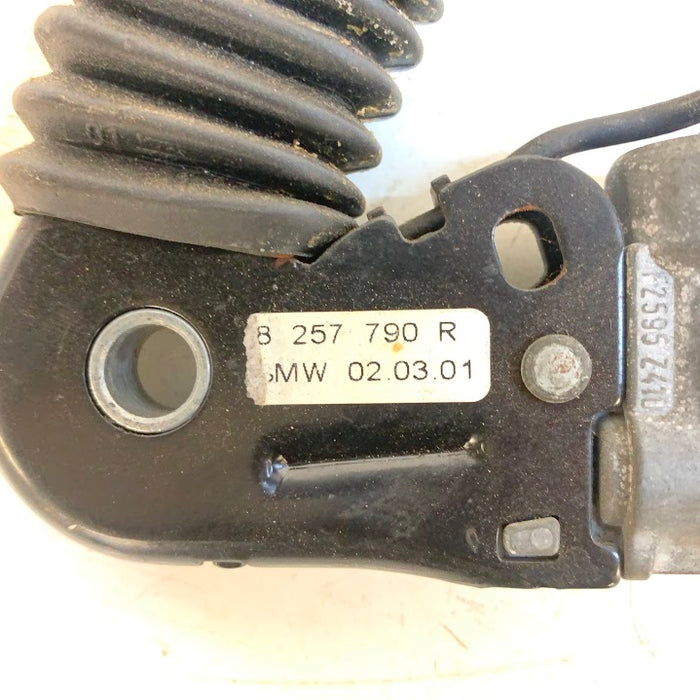 BMW E46 Front Right Seatbelt Tensioner 8257790