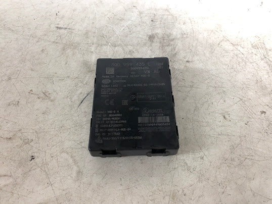 Audi 8V RS3 Keyless Entry Control Module 3Q0959435L