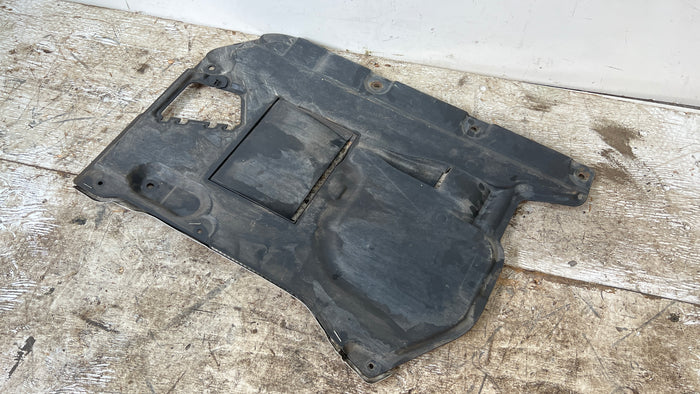 BMW E92 E90 335xi N55 Manual Transmission Center Under Tray/Splash Shield 7146363