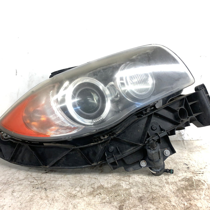 BMW E82 E88 135i 128i Pre-LCI Passenger/Right Side Adaptive Xenon Headlight W/Bracket 7181286 *DAMAGED*