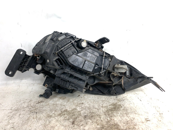 BMW E82 E88 135i 128i Pre-LCI Passenger/Right Side Adaptive Xenon Headlight W/Bracket 7181286 *DAMAGED*