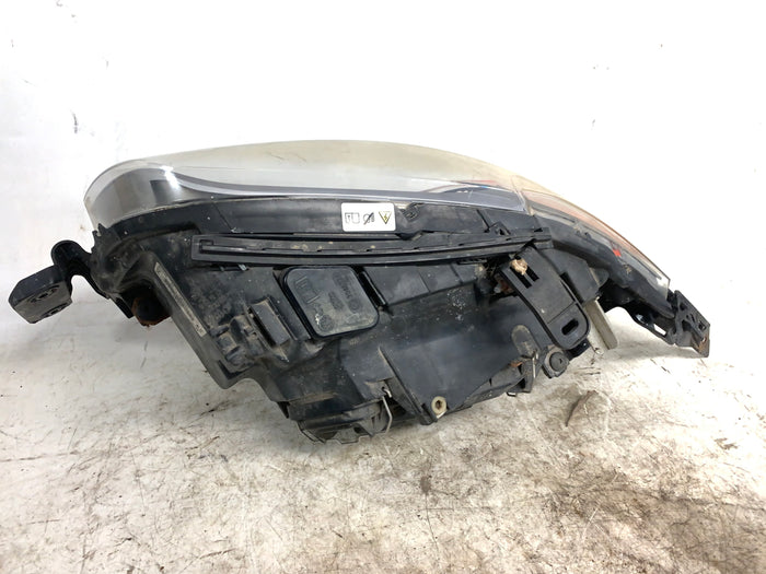 BMW E82 E88 135i 128i Pre-LCI Passenger/Right Side Adaptive Xenon Headlight W/Bracket 7181286 *DAMAGED*