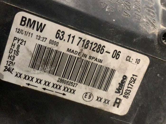 BMW E82 E88 135i 128i Pre-LCI Passenger/Right Side Adaptive Xenon Headlight W/Bracket 7181286 *DAMAGED*