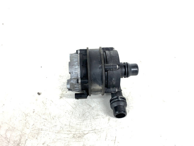 BMW F30 F31 F32 F33 F34 F36 3 & 4 Series 430xi  B46 S55 Auxiliary Electric Water Pump 8637953