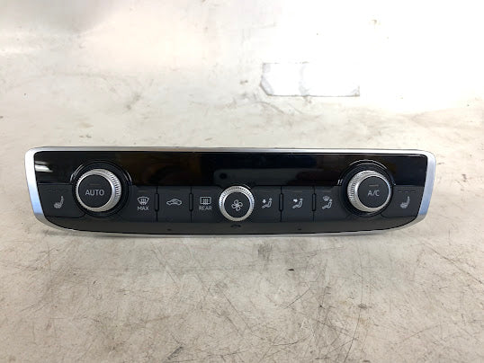 Audi 8V RS3 HVAC Climate Control Buttons 8V0820043