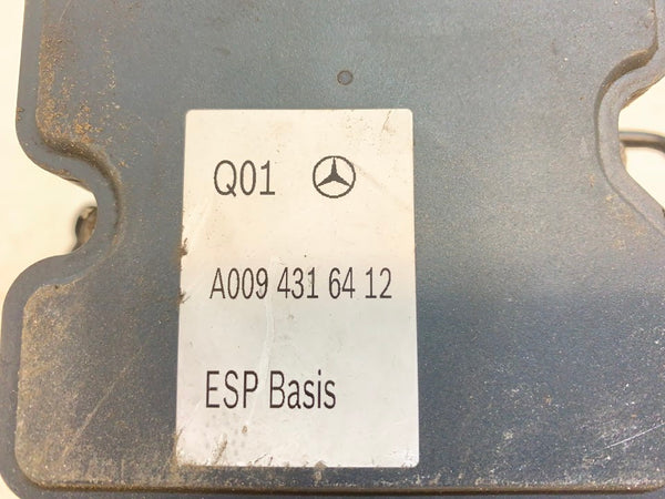 Mercedes-Benz C117 CLA250 ABS Pump A0094316412
