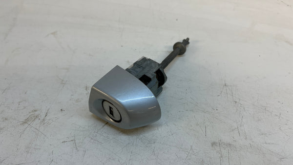 BMW F30 DOOR HANDLE LOCK CYLINDER FRONT LEFT 51217162439 - Glacier Silver Metallic (A83)