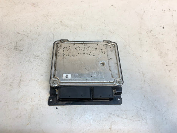 Audi 8U Q3 DME/ECU/Engine Computer 8U0907115