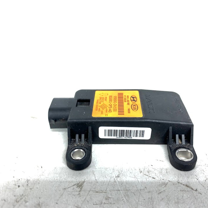 Hyundai BK2 Genesis Coupe Yaw Rate Sensor 95690-3V100