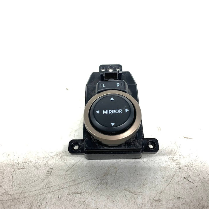 Hyundai BK1/BK2 Genesis Coupe Mirror Adjustment Switch 202008378