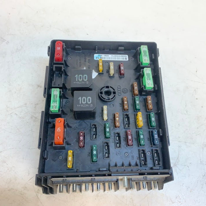 Audi 8U Q3 Engine Bay Fuse Box 3C0937125A