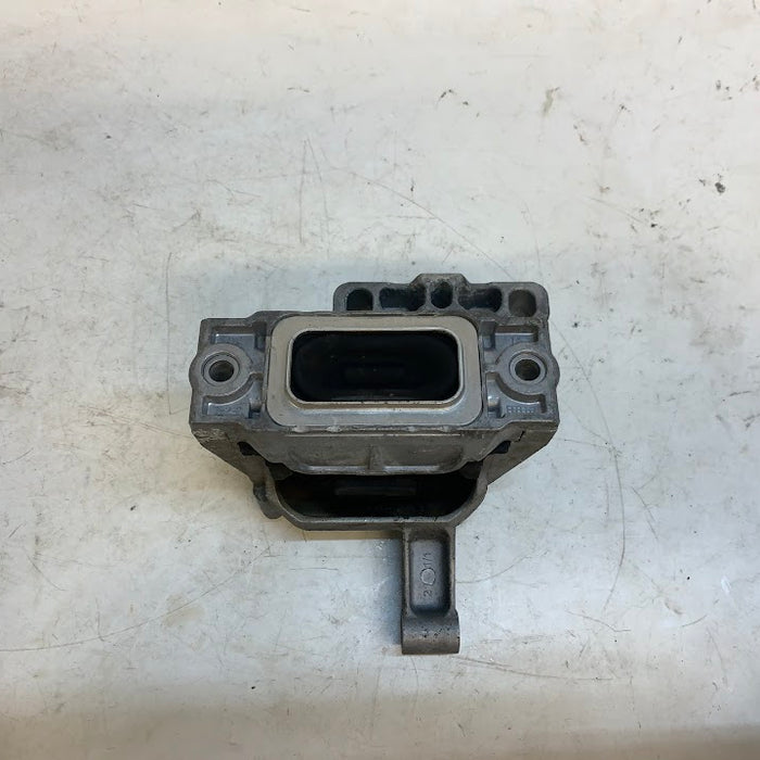 Audi 8U Q3 Right/Passenger Side Engine Mount 5N0199262