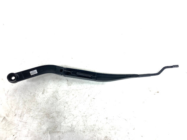 Hyundai BK1/BK2 Genesis Coupe Front Right/Passenger Side Wiper Arm