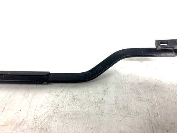 Hyundai BK1/BK2 Genesis Coupe Front Right/Passenger Side Wiper Arm