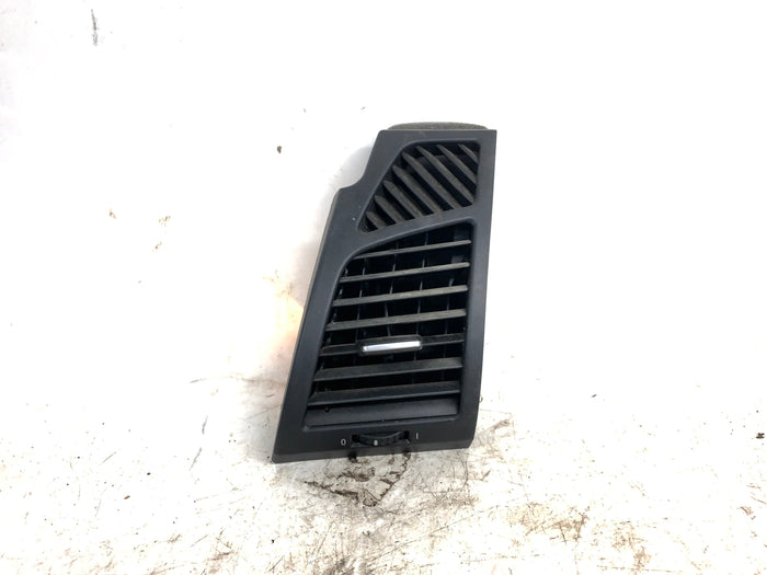 BMW E82 E88 128i 135i Left/Driver Side Dashboard Air Vent 7059187