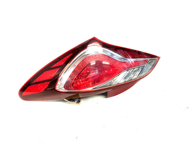 Hyundai BK2 Genesis Coupe Right/Passenger Side Tail Light 92402-2M5