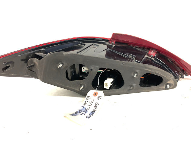 Hyundai BK2 Genesis Coupe Right/Passenger Side Tail Light 92402-2M5