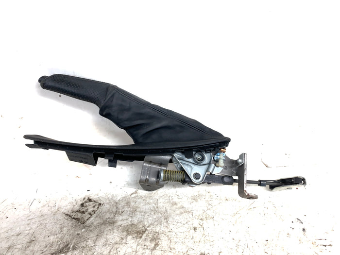 BMW E82 E88 135i 128i M Sport Perforated Parking Brake Handle & Leather Boot 8036111 *DAMAGED*